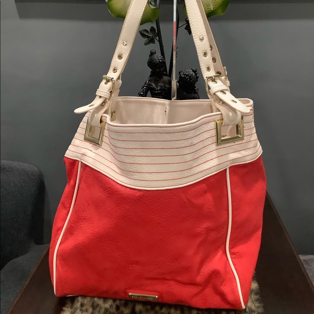 EXTRA LARGE STEVE MADDEN BAG - Picture 1 of 9